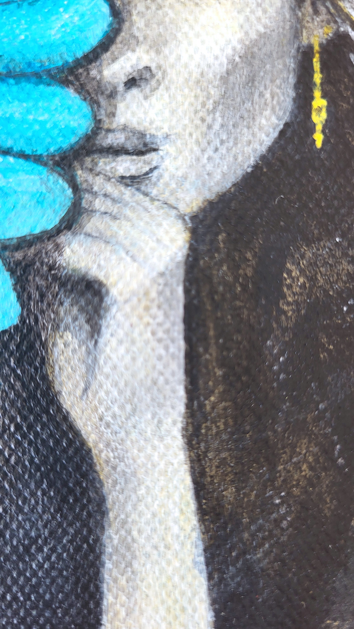 Closeup on the painting Queen